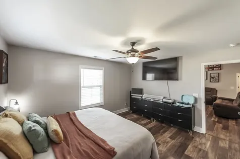 15 Raccoon Road Westmoreland TN 37186