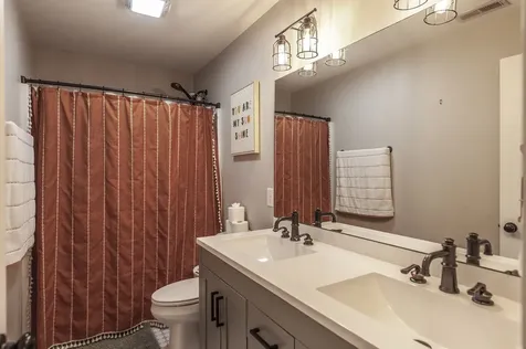 15 Raccoon Road Westmoreland TN 37186