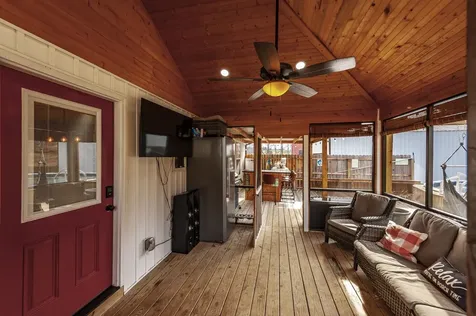 15 Raccoon Road Westmoreland TN 37186