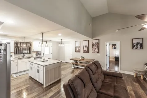 15 Raccoon Road Westmoreland TN 37186
