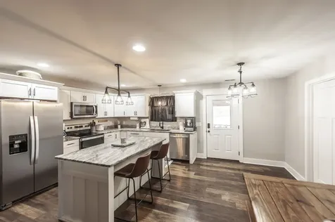 15 Raccoon Road Westmoreland TN 37186