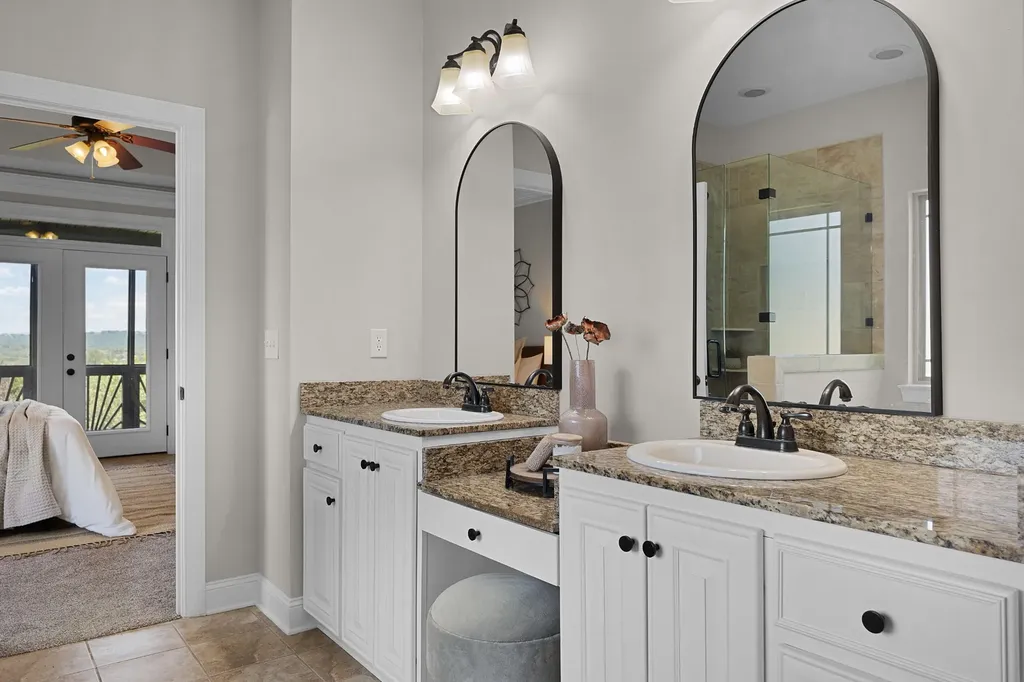 8155 Burgundy Circle Chattanooga TN 37421