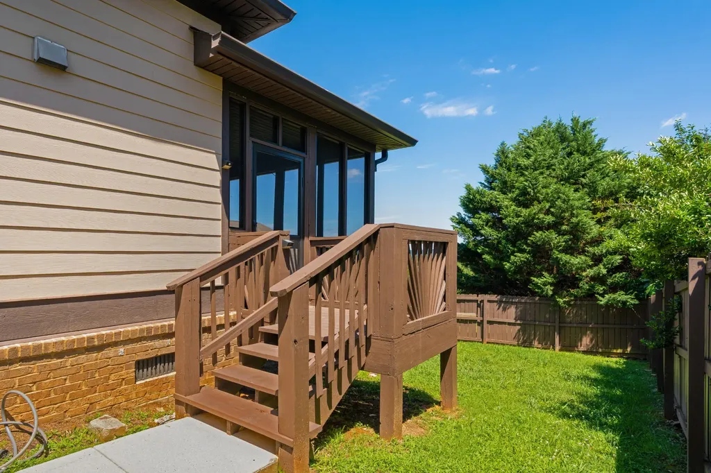 8155 Burgundy Circle Chattanooga TN 37421