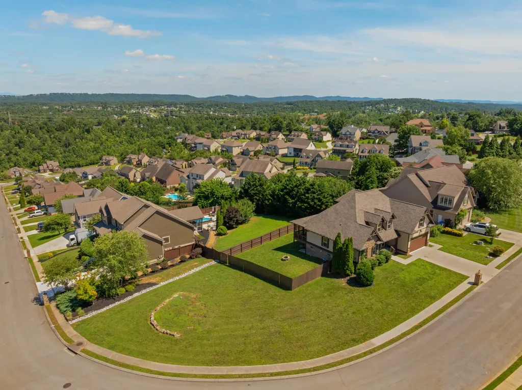 8155 Burgundy Circle Chattanooga TN 37421