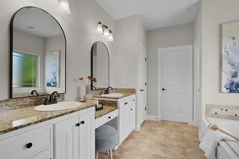 8155 Burgundy Circle Chattanooga TN 37421