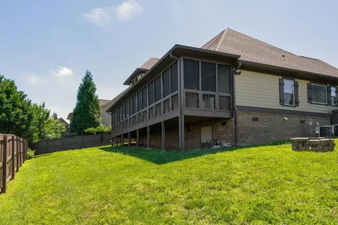8155 Burgundy Circle Chattanooga TN 37421