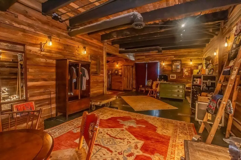 114 17th Ave, S Nashville TN 37203