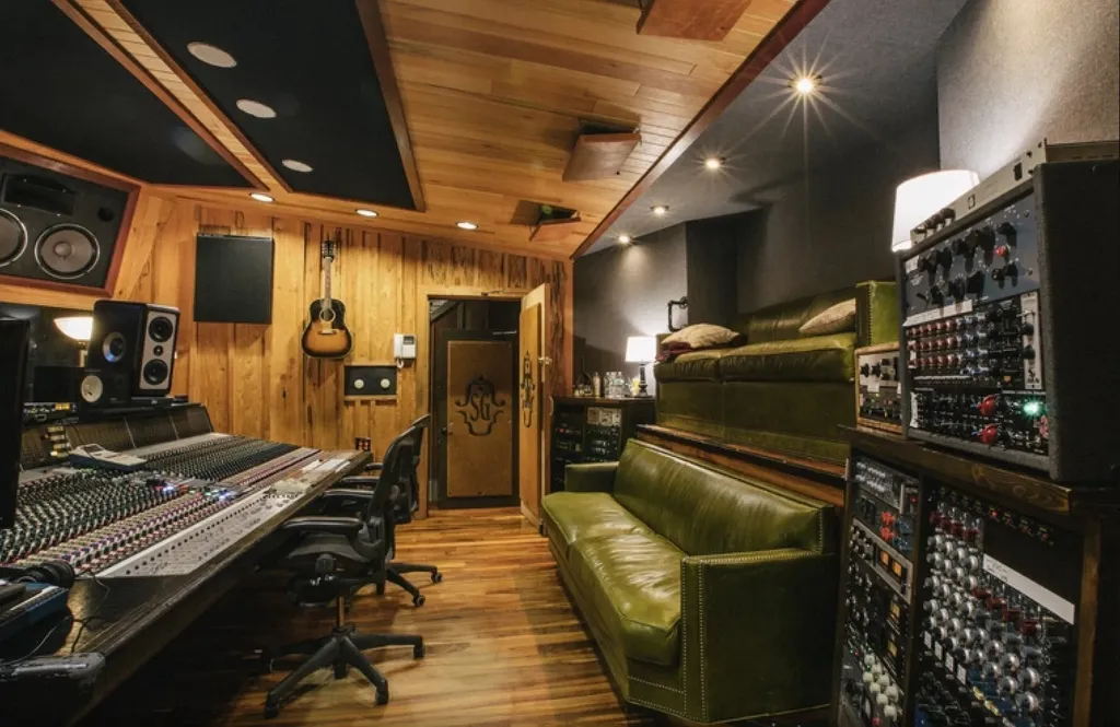 114 17th Ave, S Nashville TN 37203