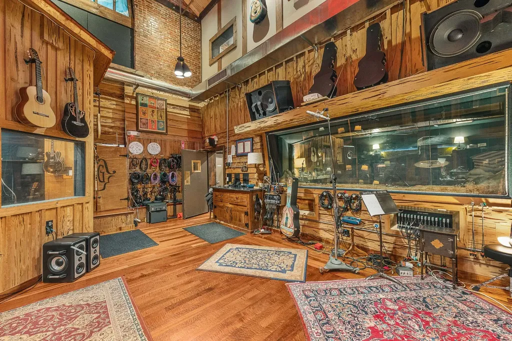 114 17th Ave, S Nashville TN 37203