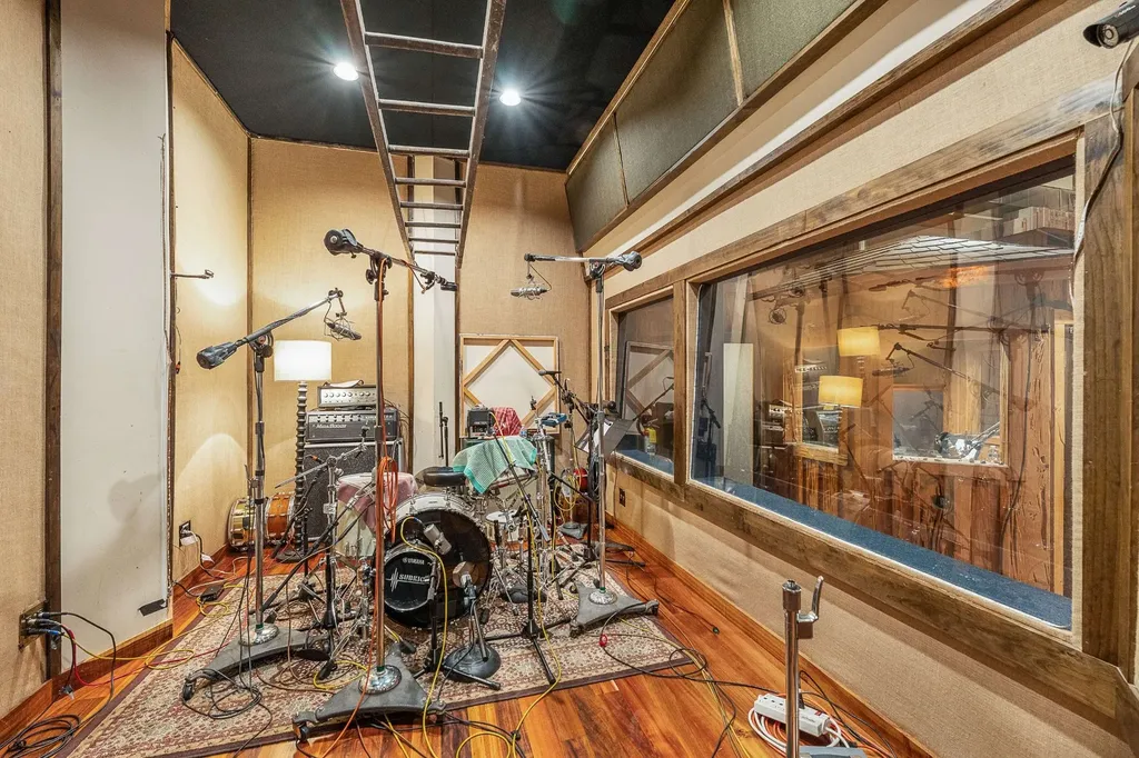 114 17th Ave, S Nashville TN 37203