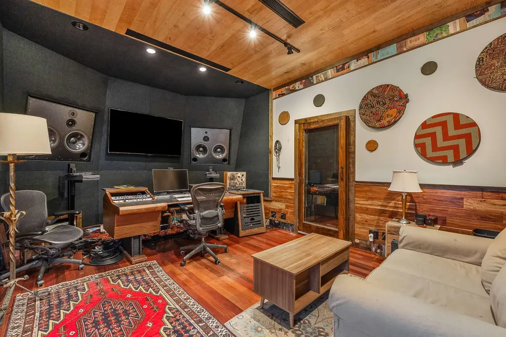 114 17th Ave, S Nashville TN 37203