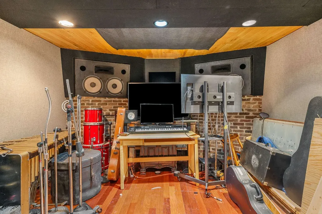 114 17th Ave, S Nashville TN 37203