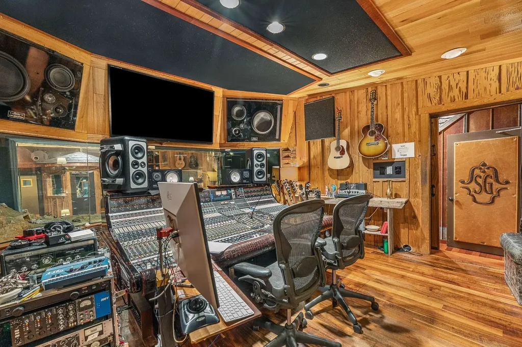 114 17th Ave, S Nashville TN 37203