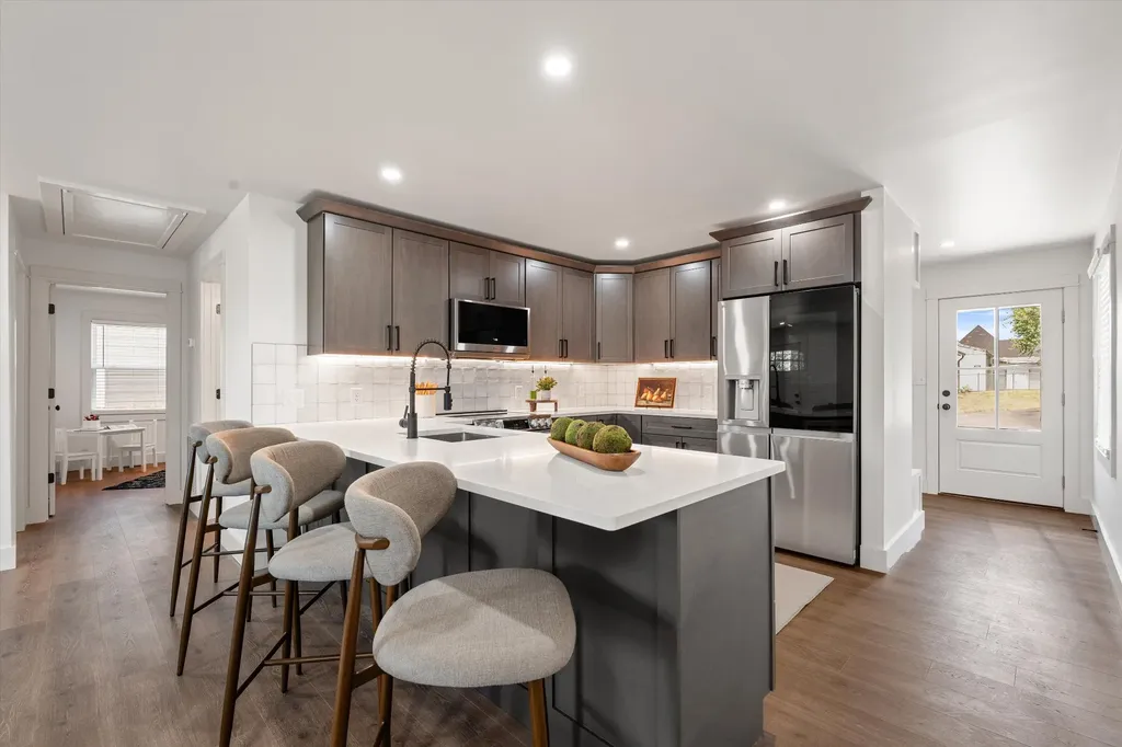 704 S 12th Street Nashville TN 37206