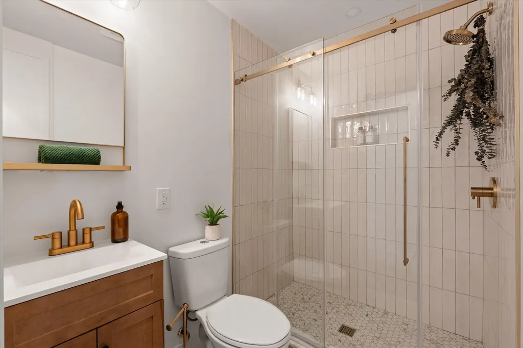 704 S 12th Street Nashville TN 37206