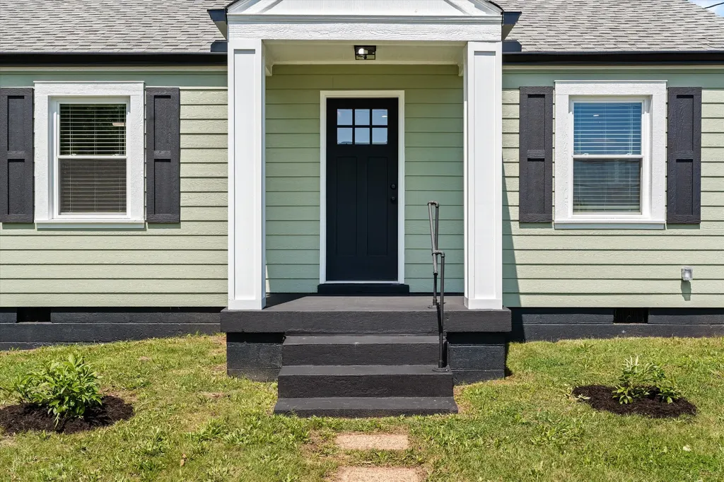 704 S 12th Street Nashville TN 37206