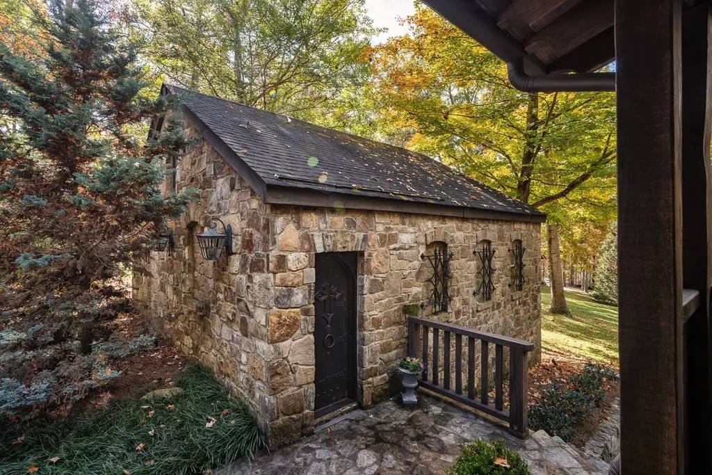 5551 Parker Branch Road Franklin TN 37064