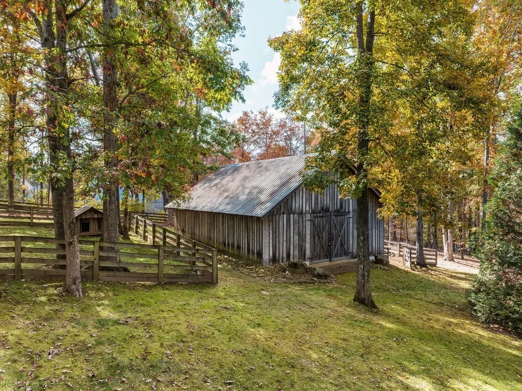 5551 Parker Branch Road Franklin TN 37064