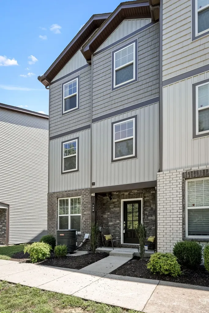139 Ramsden Avenue La Vergne TN 37086