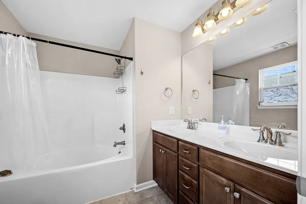139 Ramsden Avenue La Vergne TN 37086
