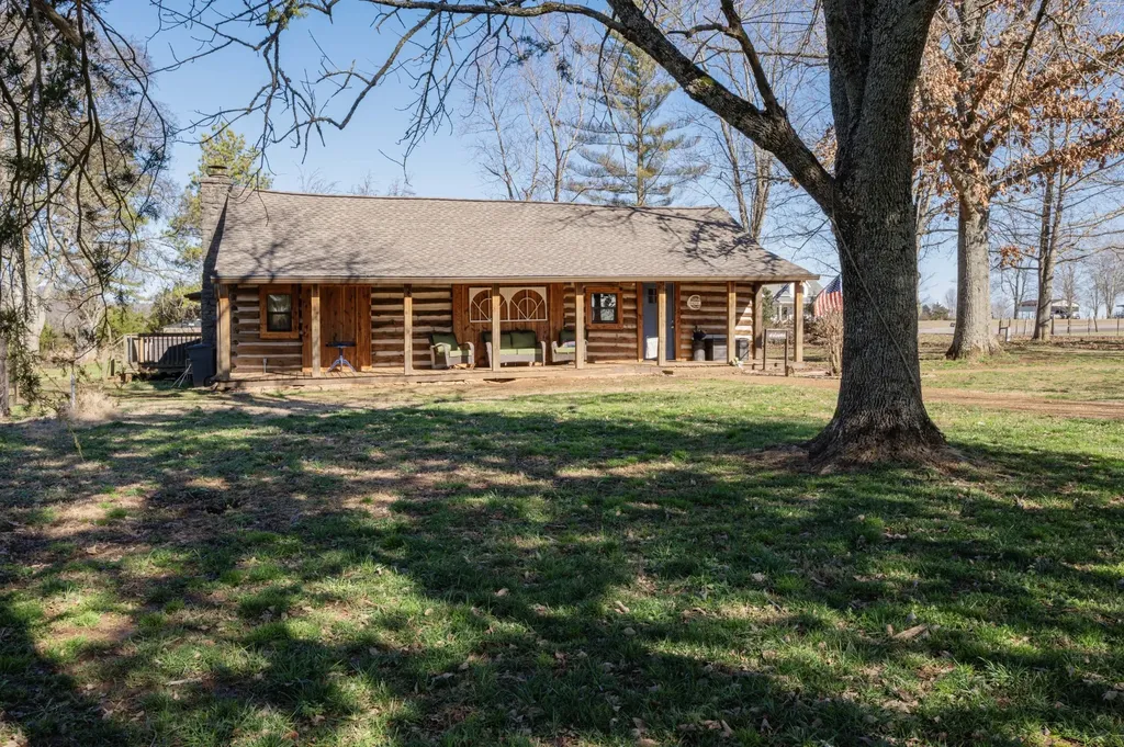 9202 Link Road Christiana TN 37037
