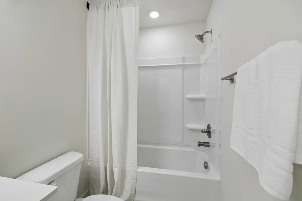 2008 Sonya Terrace Nashville TN 37209