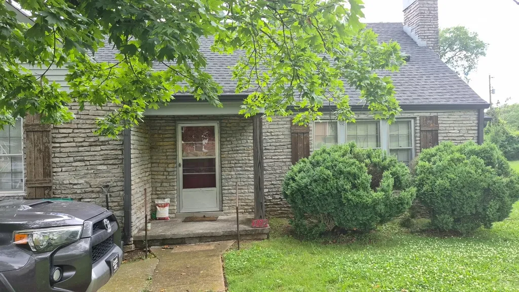219 8th Ave, S Lewisburg TN 37091