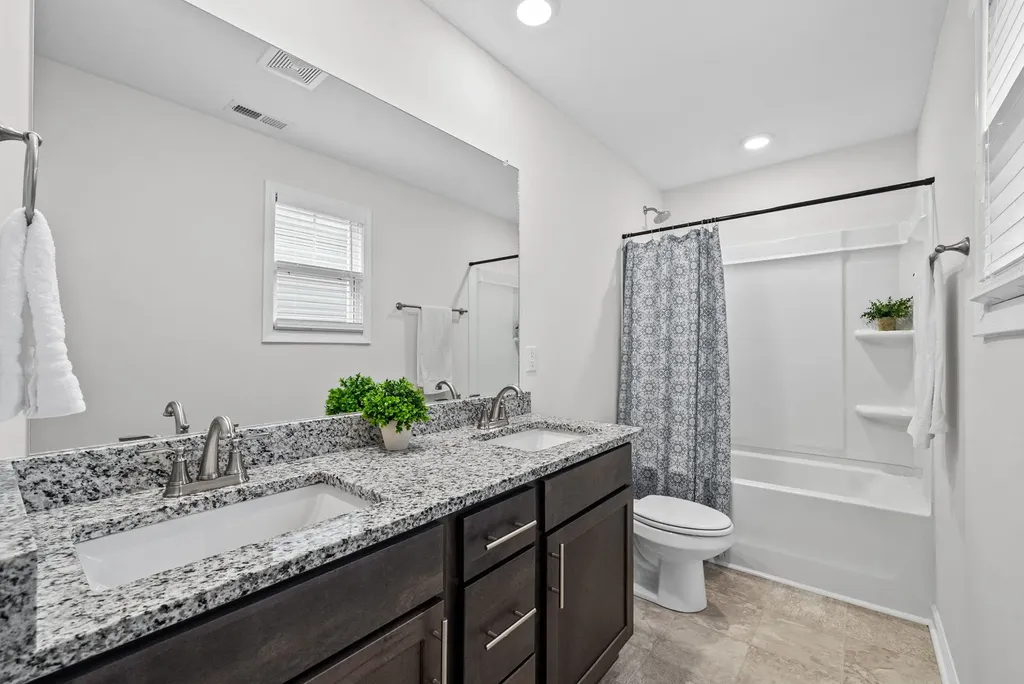 201 Quarry Overlook Way Clarksville TN 37043
