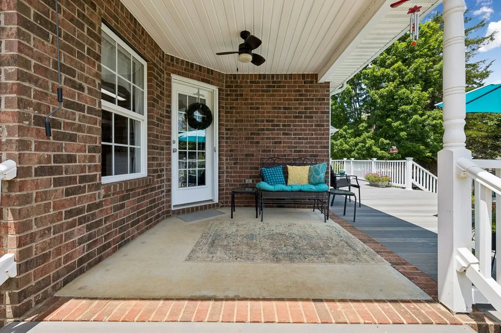 521 Dallas Court Murfreesboro TN 37130