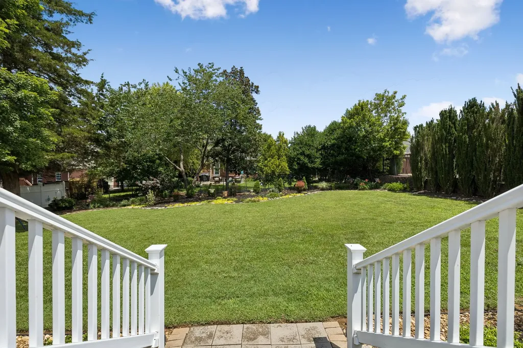 521 Dallas Court Murfreesboro TN 37130