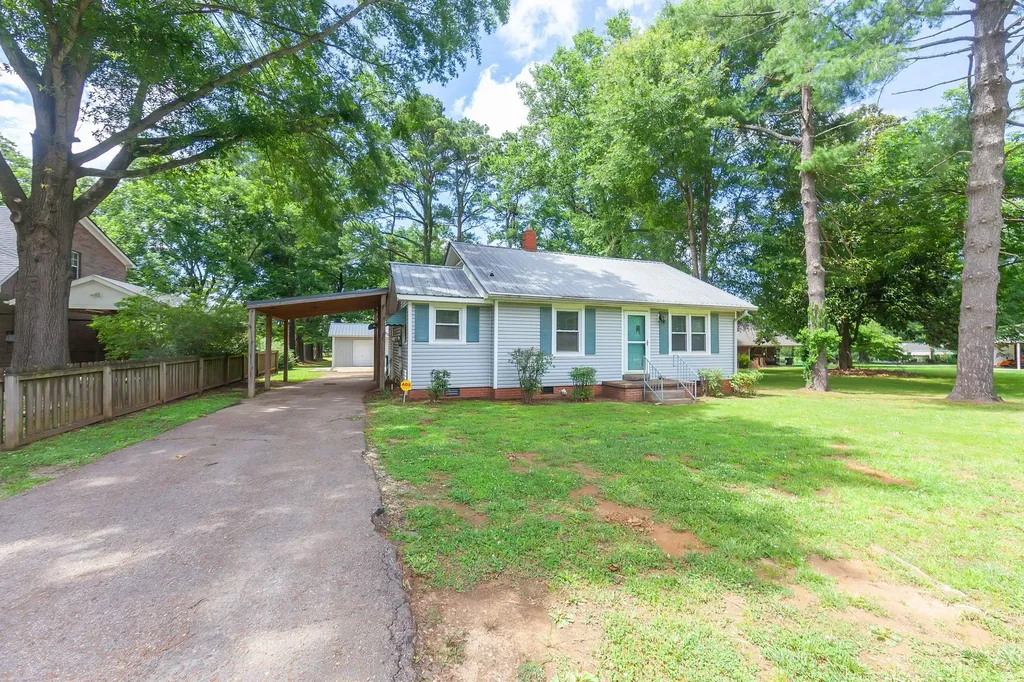 371 Bolivar Highway Jackson TN 38301