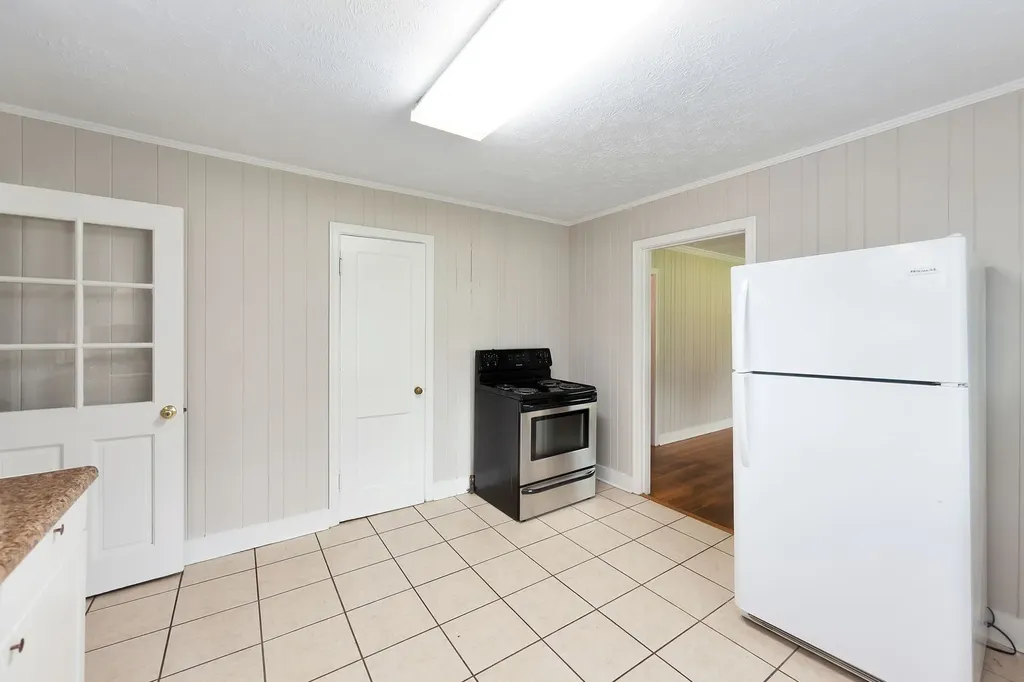 371 Bolivar Highway Jackson TN 38301