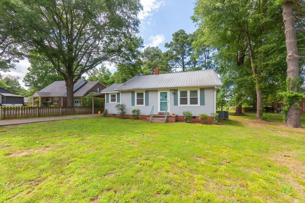 371 Bolivar Highway Jackson TN 38301