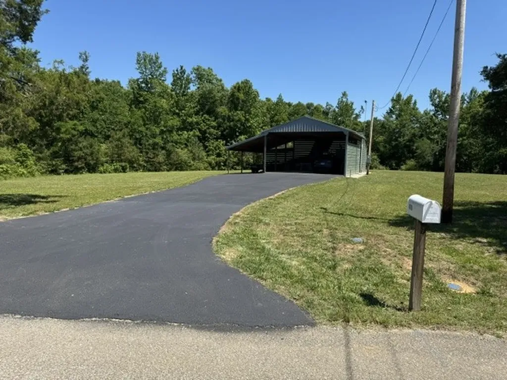 149 Horseshoe Bend Road Linden TN 37096