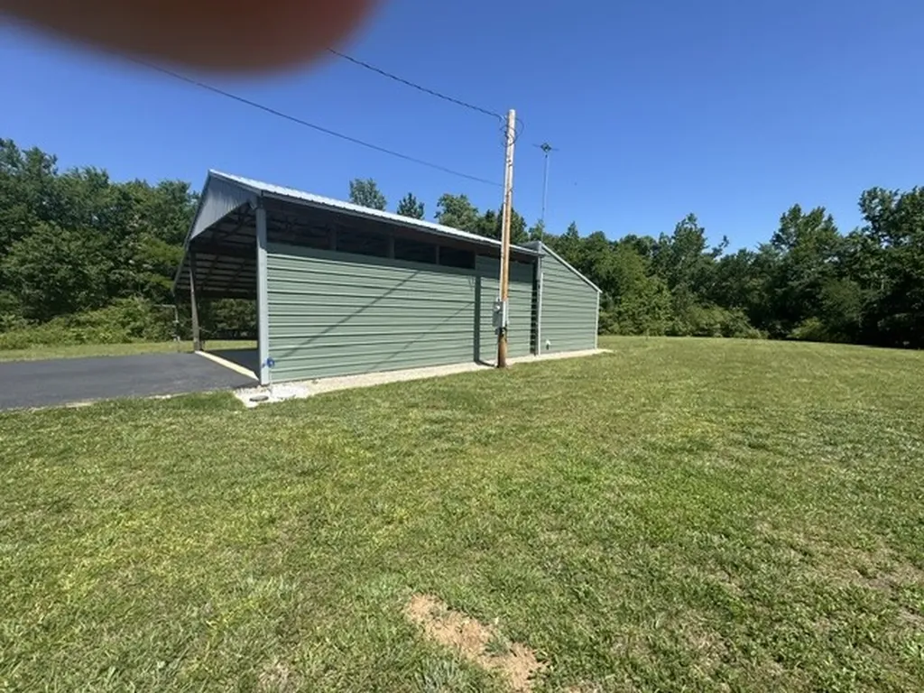 149 Horseshoe Bend Road Linden TN 37096