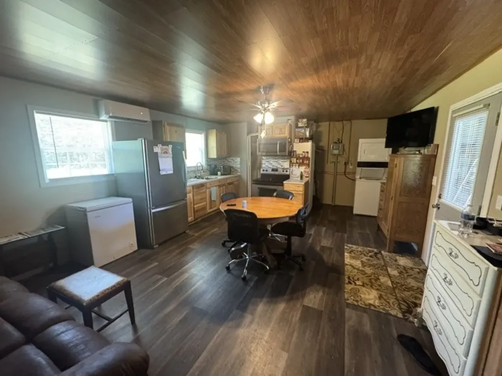 149 Horseshoe Bend Road Linden TN 37096