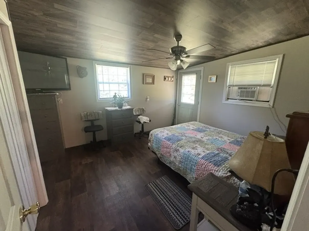 149 Horseshoe Bend Road Linden TN 37096