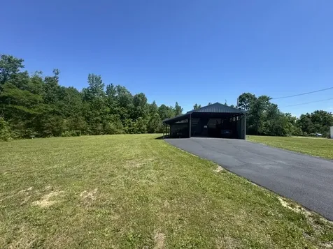 479 Horseshoe Bend Road Linden TN 37096