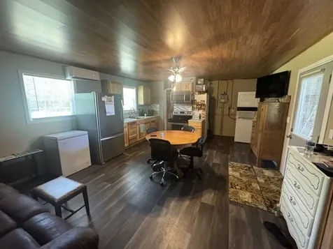 479 Horseshoe Bend Road Linden TN 37096