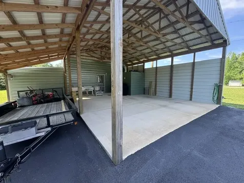 479 Horseshoe Bend Road Linden TN 37096