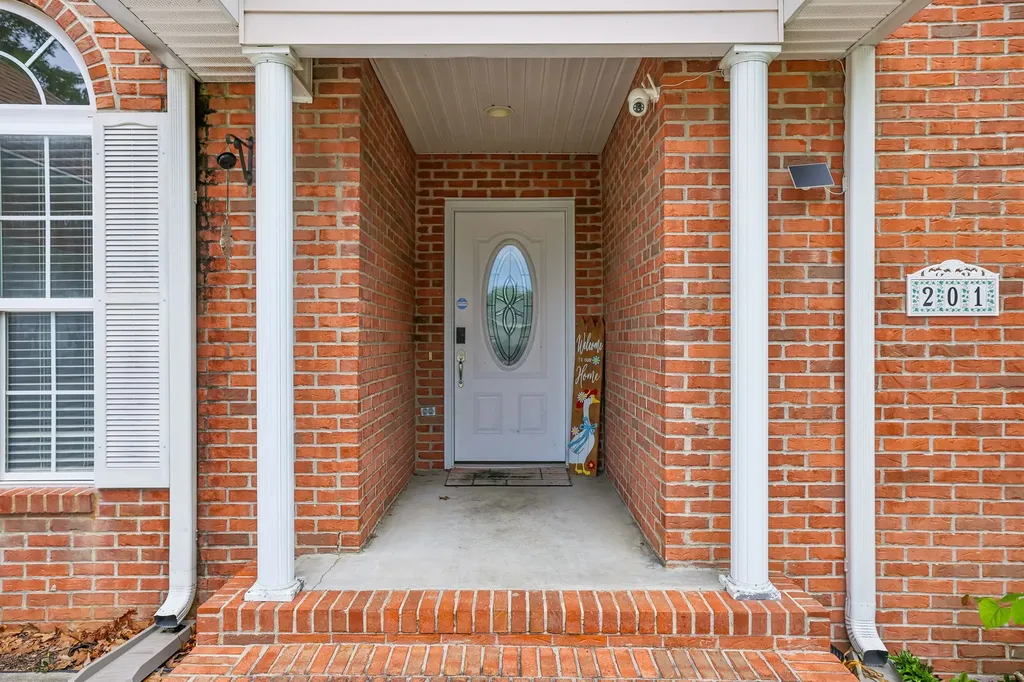 201 Jennings Circle Tullahoma TN 37388