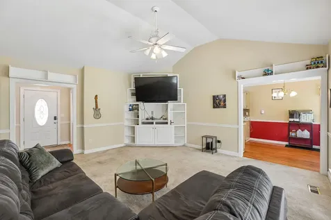 201 Jennings Circle Tullahoma TN 37388