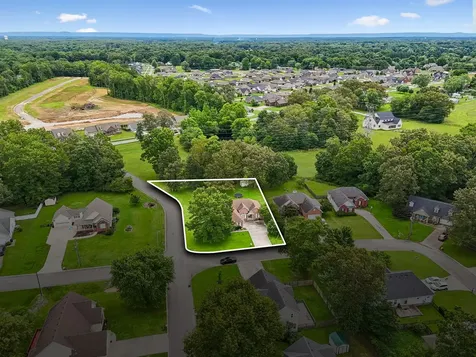 201 Jennings Circle Tullahoma TN 37388