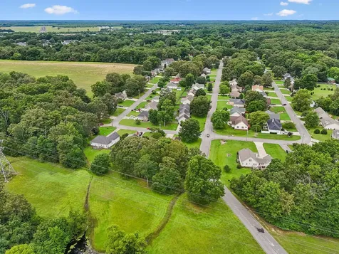 201 Jennings Circle Tullahoma TN 37388