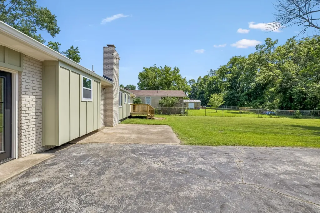 1158 Woodvale Drive Gallatin TN 37066