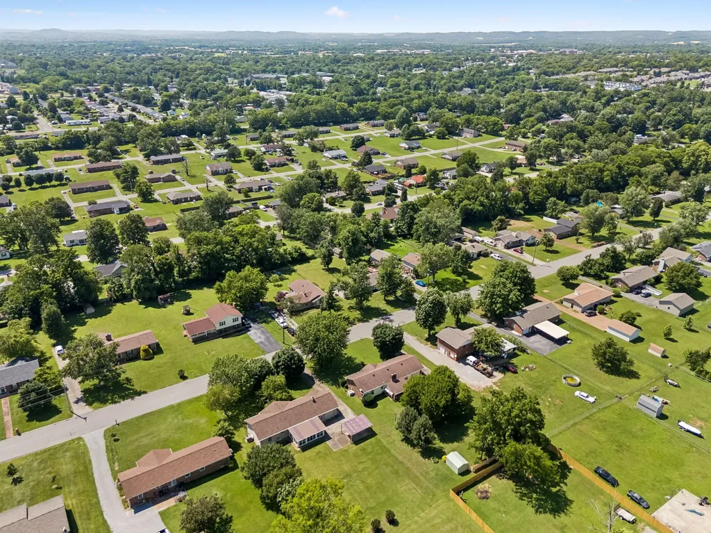 1158 Woodvale Drive Gallatin TN 37066
