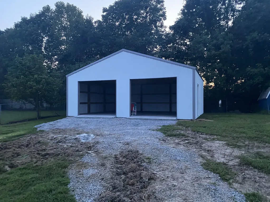 4421 Thomasville Road Chapmansboro TN 37035