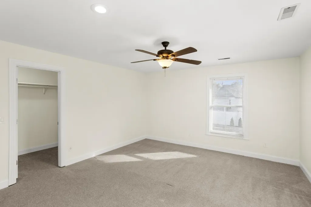 239 E Bledsoe Street Gallatin TN 37066
