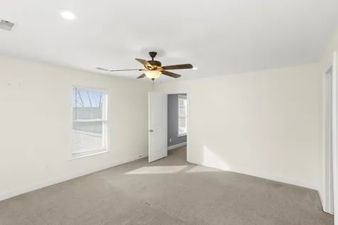 239 E Bledsoe Street Gallatin TN 37066