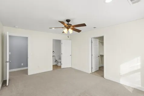 239 E Bledsoe Street Gallatin TN 37066